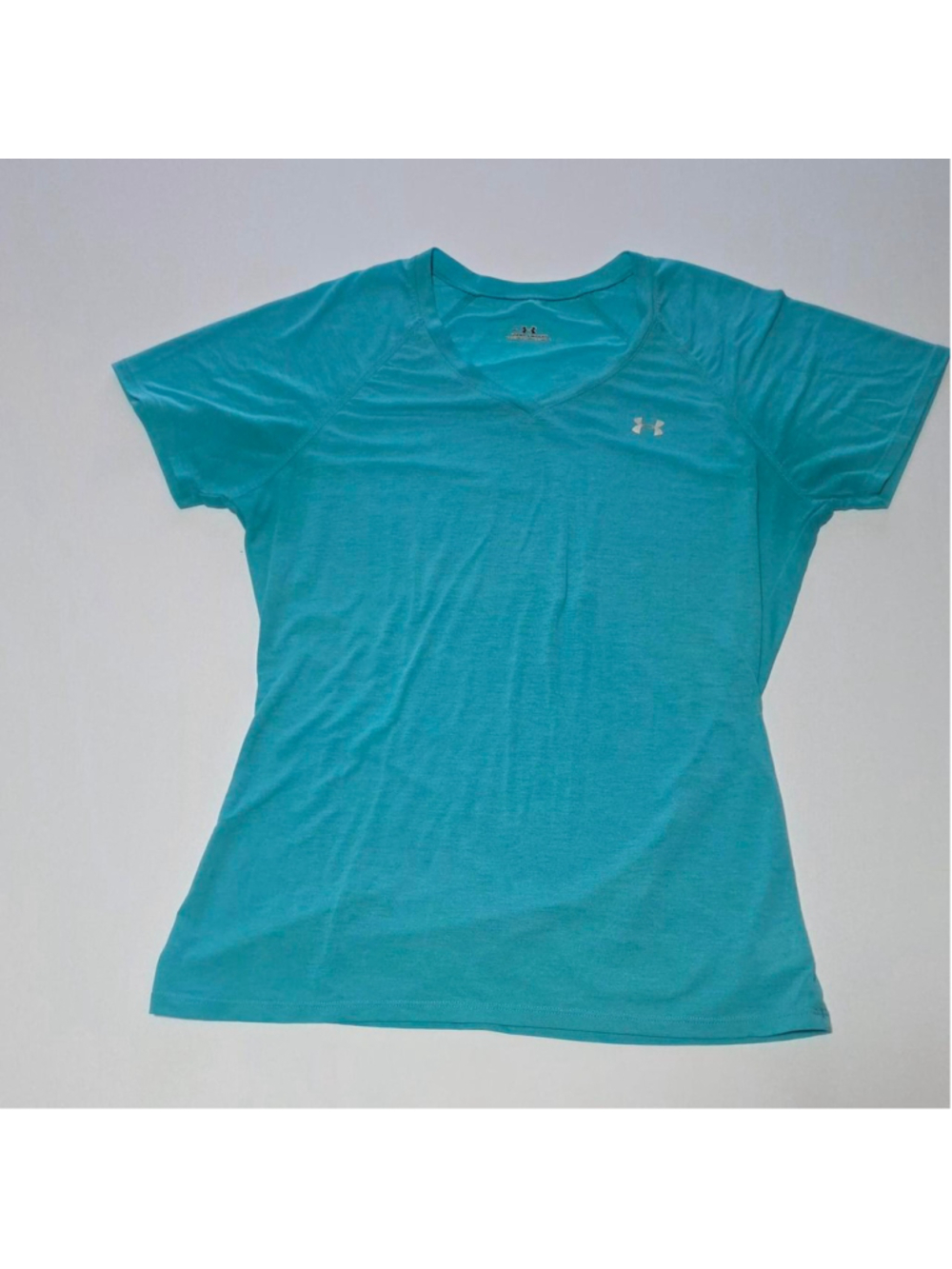 Under Armour blue t-shirt size L
#athletic #performance
(110)